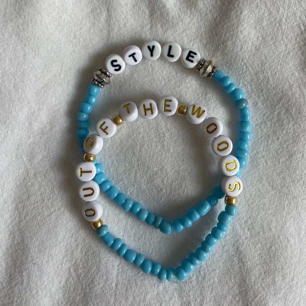 Set of 2 1989 friendship bracelets: style and out of the woods taylor swift eras